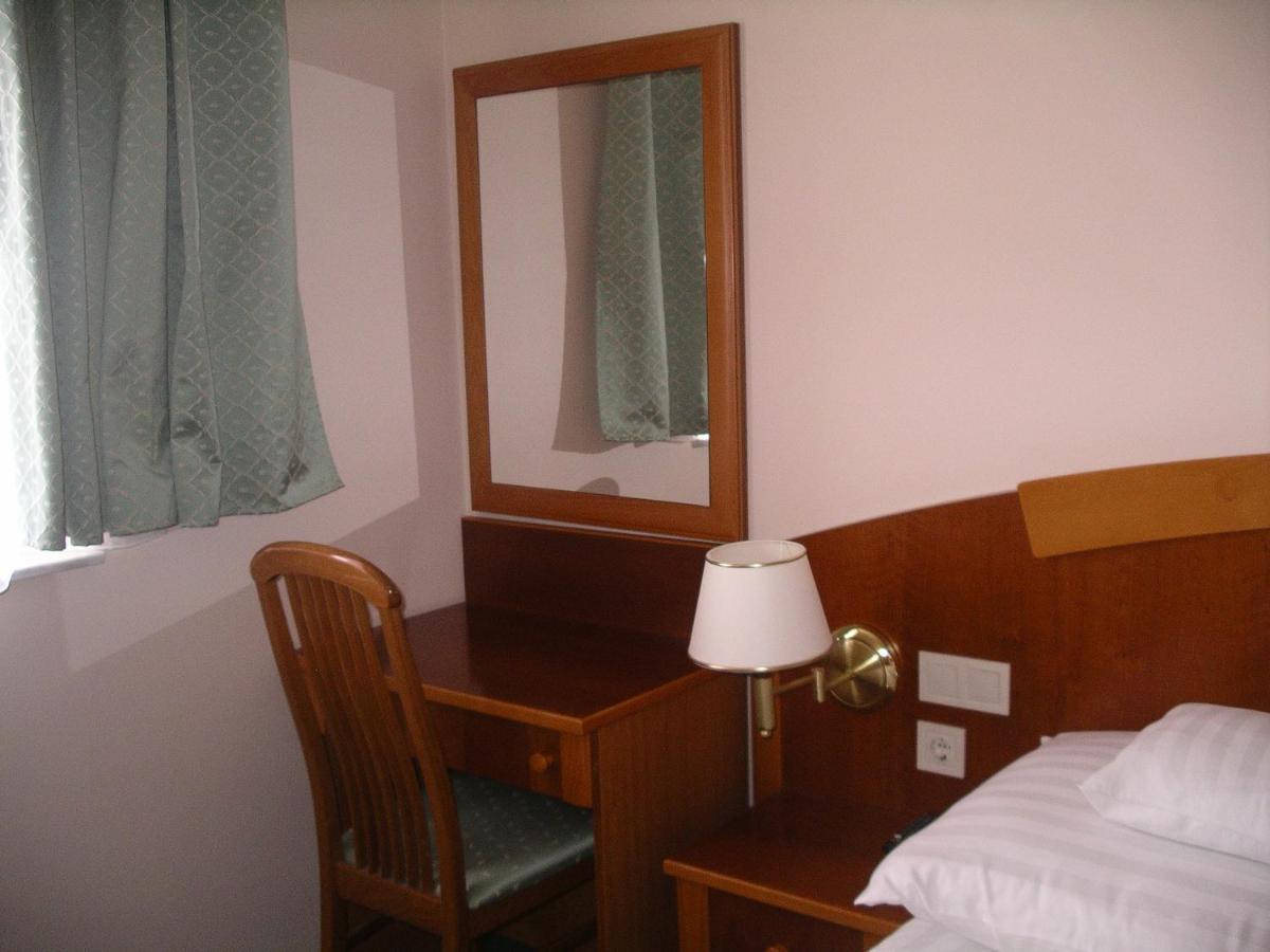 Palast Wellness Appartement Хевиз Экстерьер фото